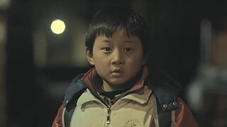 为了开家长会，8岁男孩花500块租了个舞女当妈妈，催泪微电影《特殊交易》