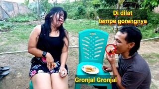 Tempe goreng yang lagi viral , lucu banget latahnya bikin ketawa ngakak