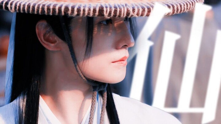 His handsomeness is so attractive!!! His hair is so alluring! Kiss him hard!