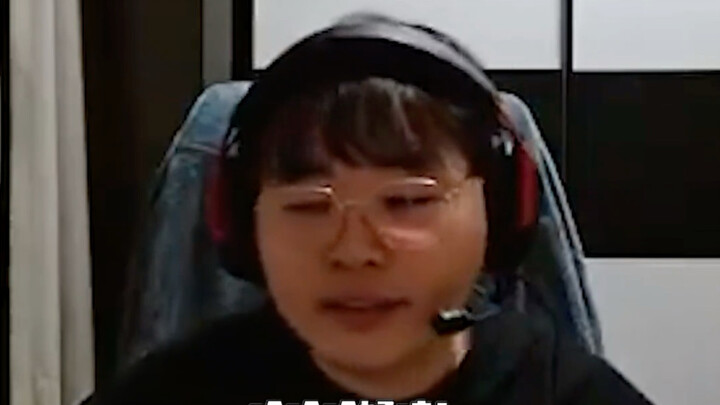 ทีมวางแท็งก์-ซัพฯ โดนคนผ่านไปมาขัดขวางแผนเล่น เปลี่ยนเลนจนถูกจัดการสลบคาที่ การคุมเลนถูกเจาะทะลุภายใ