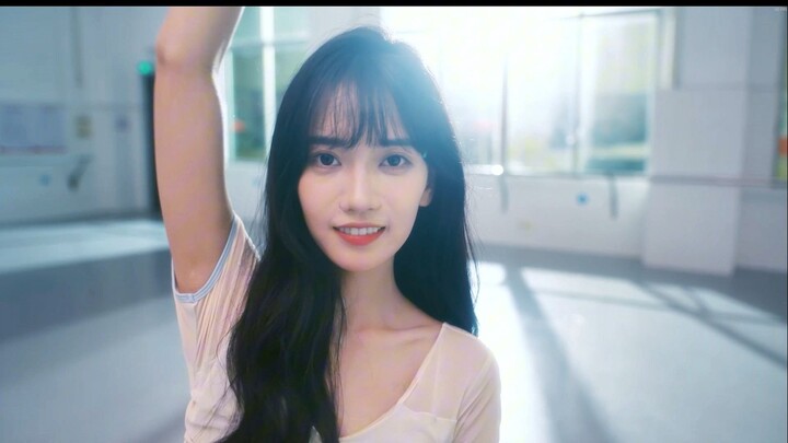 "Want to Date? My Cat Can Do Backflips!" – Xia Wanxing Dance Clip