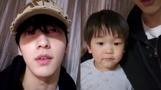 崔秀彬的兔子嘴巴居然祖传的？！漂亮侄子的嘴巴简直是和秀彬叔叔一模一样☺️☺️☺️太可爱了两个宝宝