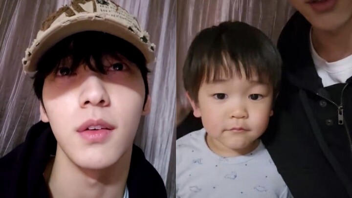 هل فم الأرنب الخاص بتشوي سو بين موروث وراثي؟! فم ابن أخته الجميل يشبه فم العم سو بين تمامًا! 😊😊😊 ما 