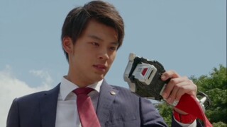 [On how much a subtitle group can be naughty] He once opened his eyes in extreme anger (Sexy Subtitl