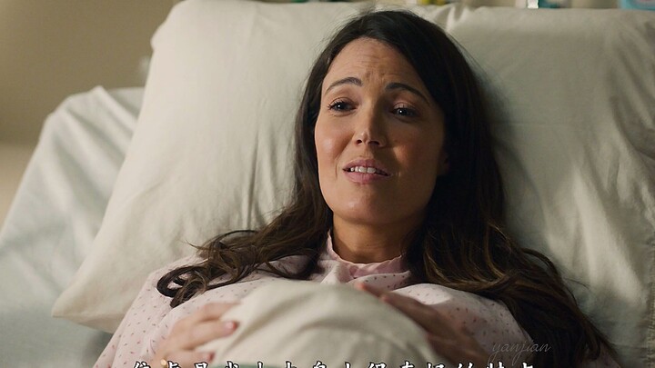 Tình yêu của anh dành cho cô được giấu kín trong từng chi tiết nhỏ; luôn có một người nào đó sẽ dùng