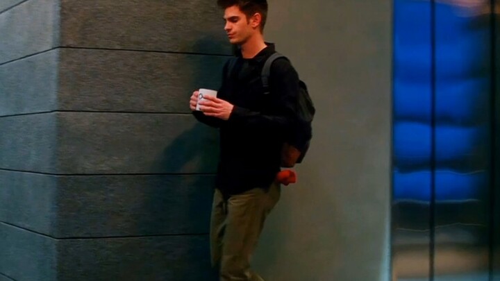 Thiết kế động tác của Người Nhện thế hệ thứ hai thực sự là đỉnh cao, tôi xin gọi anh ấy là "anh trai