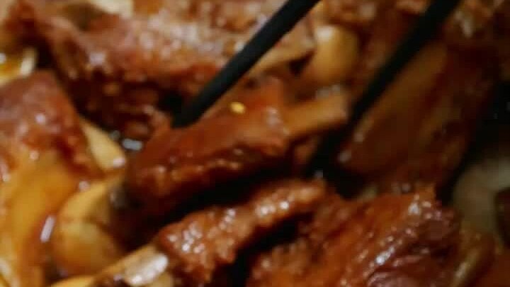 Besides cooking rice, you can also try this with your rice cooker!