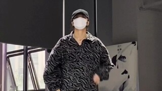 为什么不管哪个版本的tuituitui都如此累人【JHO编舞-thunderous-straykids】