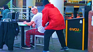 แกล้งดึงเก้าอี้ ตอนที่ 9
