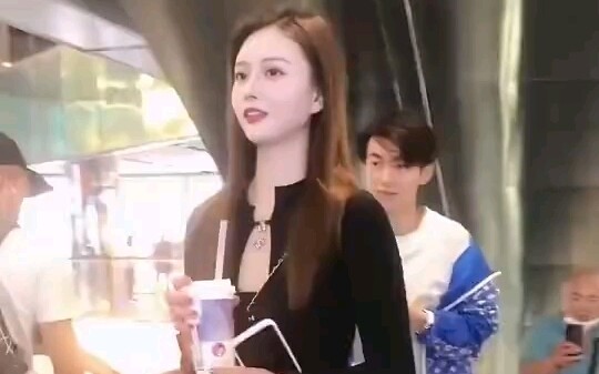 Potret jalanan wanita cantik, ada tipe favoritmu?