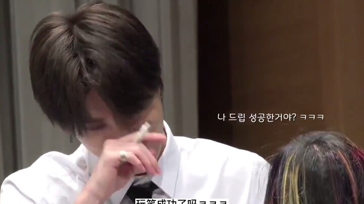 แฟนคลับช่านต้องดู! งานเซ็นหนังสือที่เจ้าตัวนากขี้อ้อนแพ้คำหวานแบบบ้านๆ สิ้นเชิง!