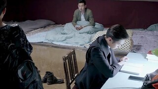 Kehidupan sehari-hari yang lucu dari tiga ahli pemecahan kejahatan. Bisakah mereka benar-benar memec