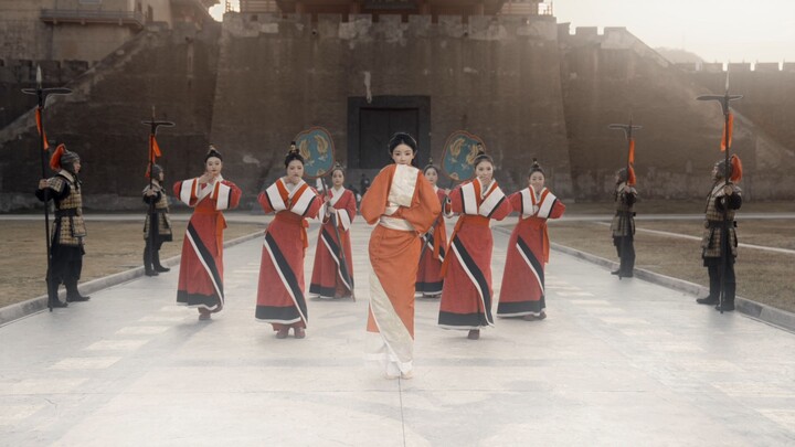 Handan Learning to Walk — Group Dance Version