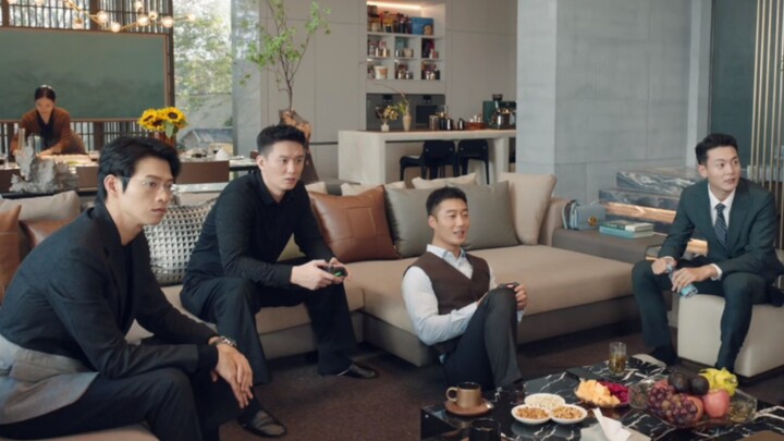 ไม่มีอะไรจะจำลองฉากในนิยายทางการระดับสูงได้ดีไปกว่าฉากที่ตัวเอกชายและเพื่อนสมัยเด็กของเขามารวมตัวกัน