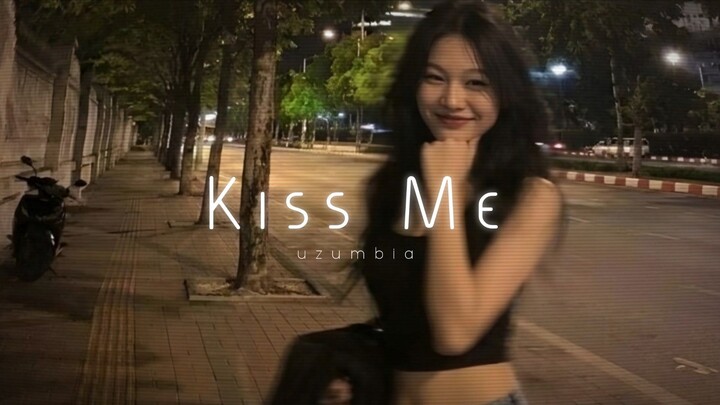 Uzumbia – Kiss Me (Lyrics Video)