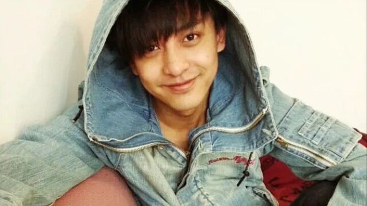 “Điểm yếu của tôi là đẹp trai mà không rõ ràng.”