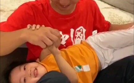 รอยยิ้มช่วยเยียวยาทุกสิ่ง ฮ่าๆๆๆๆ