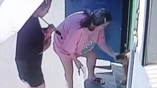 撸一下叁佰块啊