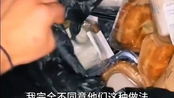 Another convenience store employee was fired for not wanting to waste food...