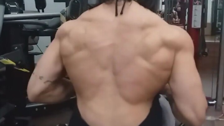 Samara Franca rowing