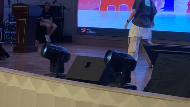 เก้าอี้แม่จะประสบความสำเร็จในสิ่งที่เธอทำ! - แม่เก้าอี้ที่เสียชื่อจริงไปเต้น SIREN คนรู้จักอย่ามานะ 