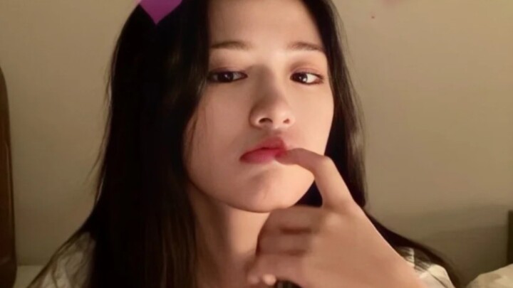 Làm ơn đi, cô ấy là Ahn Yujin mà!