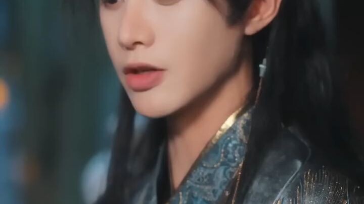 ตั้งใจจะอ่อยรัชทายาทแต่กับได้ฝ่าบาท             #เห่อเจี้ยนฉี