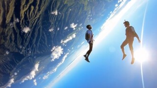"Looking at the sky from a different angle, it's like entering another world~"