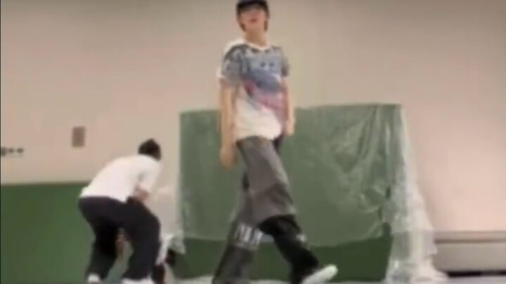【Su Xinhao】251103 Old-school routine day 1