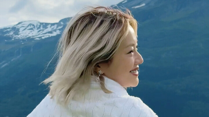 The strong female lead doesn’t spend a penny on outsiders, enjoying Norway’s仙境 herself