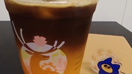 Boss! I want to drink this, meow!