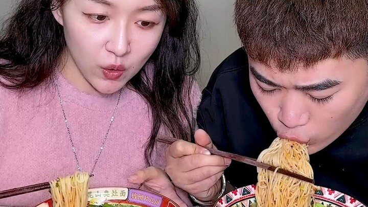 #Chongqing Xiaomian Today’s hand-rolled jade dumplings are seriously good~ #This Is The Real Flavor!