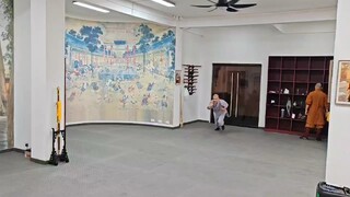 如果没人给你送伞 记得给自己撑把伞在一个人撑伞的日子里要保重自己🫂还有茶语家暖心桃胶陪你度过风雨花开花落，不见不散😊