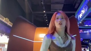 [E-Dance Fame] Phiên bản nhảy ngẫu nhiên "Twitch Twitch" của EXID