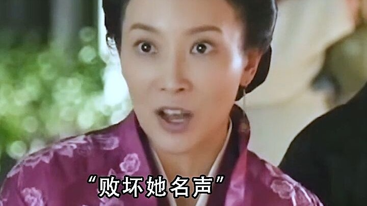 Lần nào ăn cơm dì Khang cũng bày trò, lần nào cũng bị đáp trả sấp mặt.