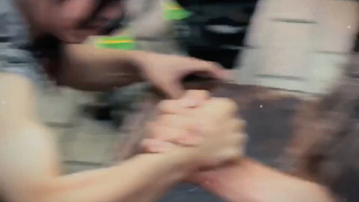 I’ve found a girl who makes my face turn red just by holding her hand.