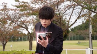 [Subtitle Efek Khusus] Bentuk Ksatria Naga Super Pedang Suci Kamen Rider
