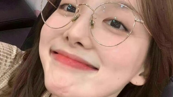 I really love JYP’s girl groups.