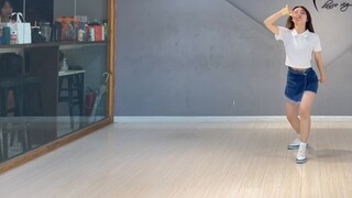 The 2004 college freshman covered somi-DUMB DUMB and released his first video. Did anyone come to bu