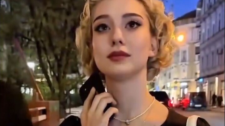 จีบสาวบนท้องถนนเช็ก? “ช่วงวันหยุดเทศกาลตวนอู่เจอหน้าสวยสง่า” สาวต่างชาติคนนี้หน้าเหมือนใครกันนะ (38)