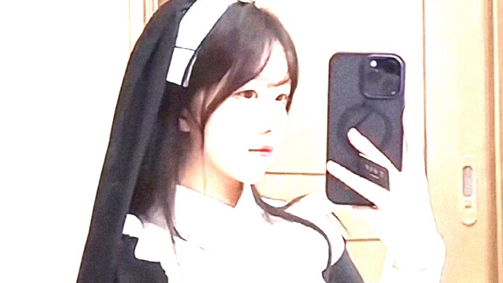 Ask Your Girlfriend to Take a Photo of You - Nun