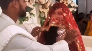 এই শীতে একটা বউ দরকার,..😍😎