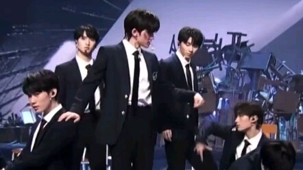 ช่วงนี้พวกคุณลืมไปหรือเปล่า ว่ายังมีคลิปถ่ายสดอยู่นะ ฮ่าๆๆๆ