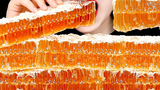 ASMR RAW HONEYCOMB การเคี้ยวเสียง Honeycomb Honeycomb EATING SOUNDS MUKBANG ZOEY ASMR