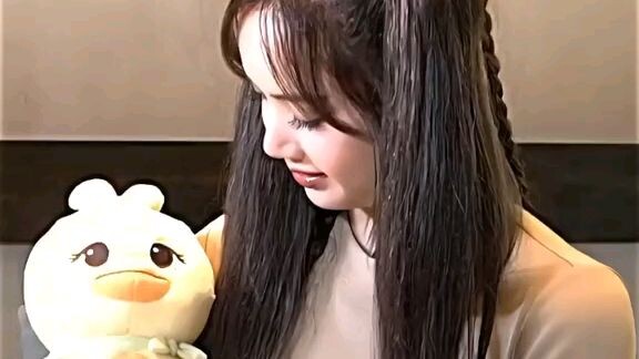 Lisa cutie emoji face