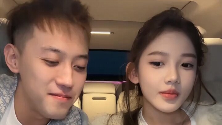 “Còn có thêm món quà bất ngờ”