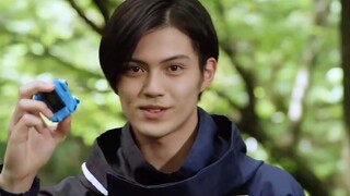 Extreme fox handsome or awesome handsome😎 #Kamen Rider Extreme Fox #