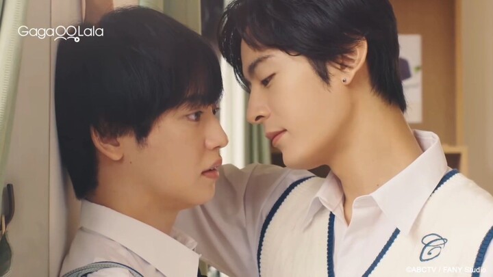 Mob should really learn from his brother and just accept that he's a boy kisser, too