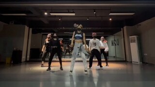【985】Phòng tập nhảy Purr của nhóm nhạc Queendom thứ ba đã mở cửa? Điệu nhảy cover Purr đầu tiên trên