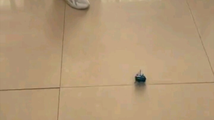 I bought a toy for my daughter, but why isn’t she playing with it?